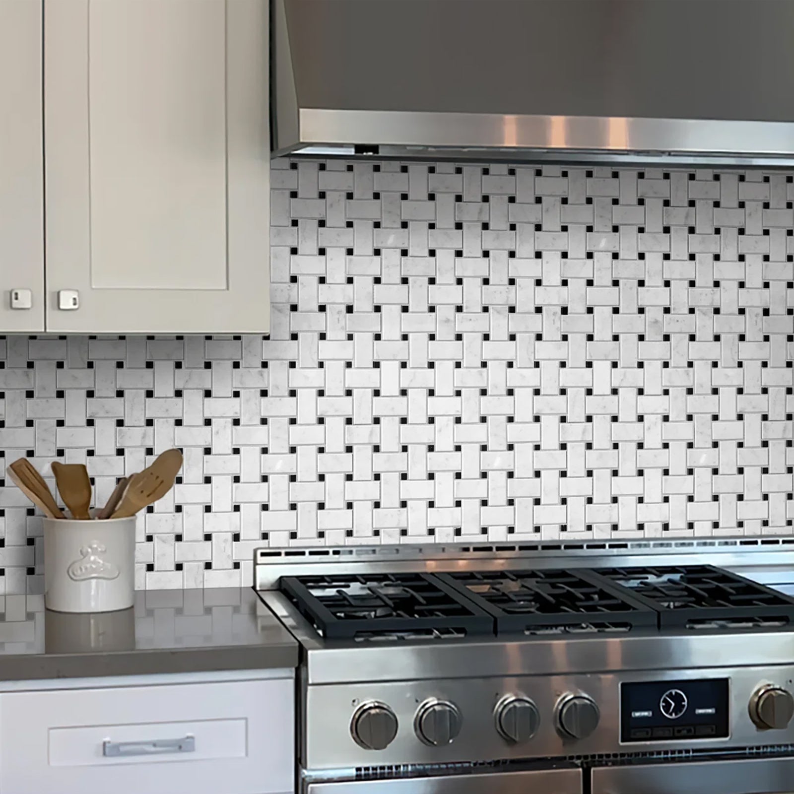 Basketweave Carrara White & Black Onyx