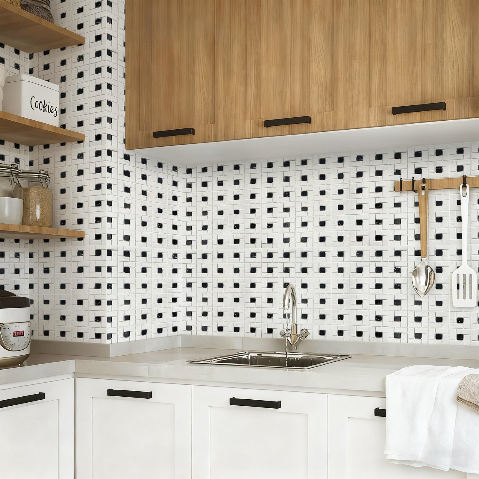 Pinwheel Ariston White & Black Marquina Marble Mosaic Tile